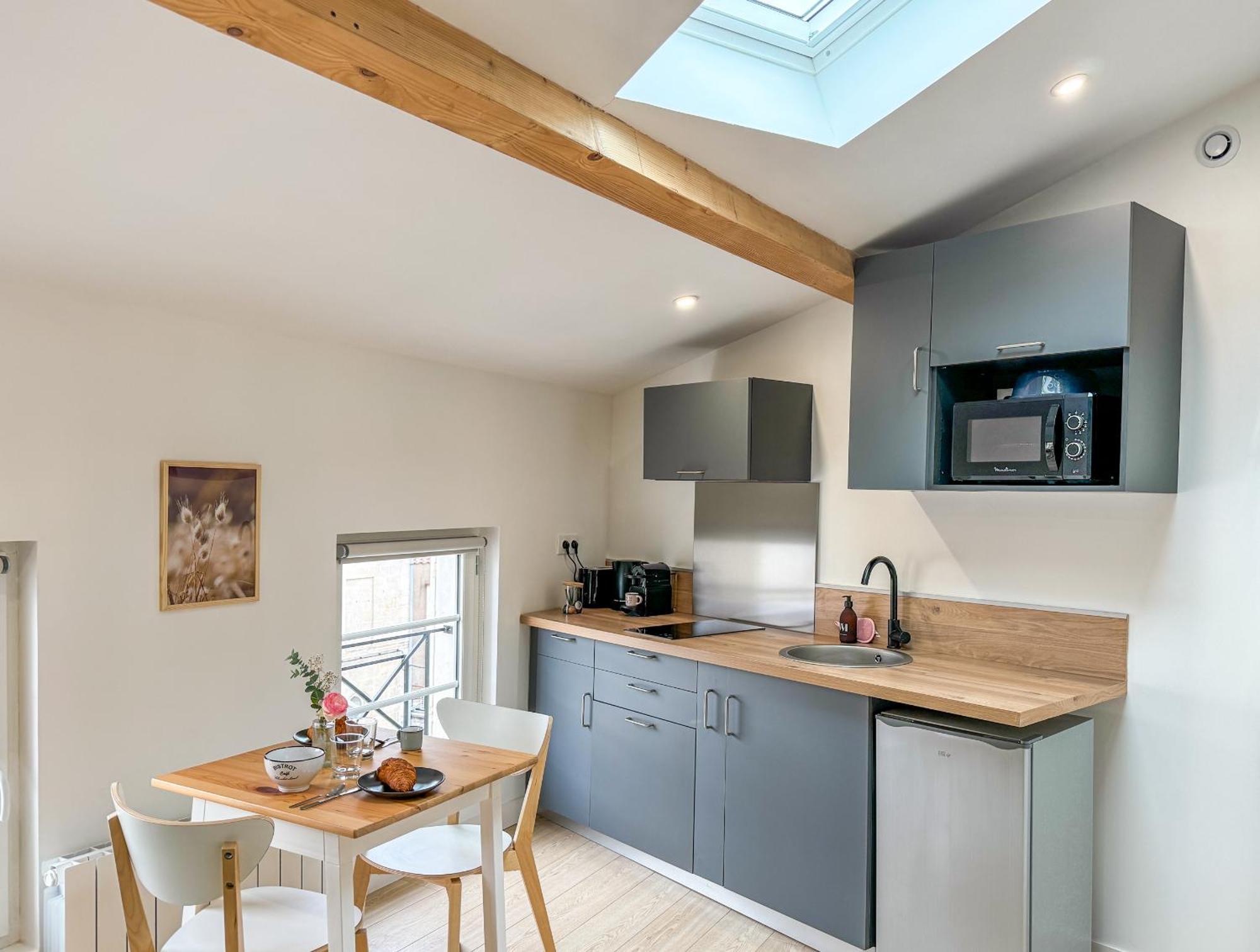 Cozy Niort Apartment ภายนอก รูปภาพ