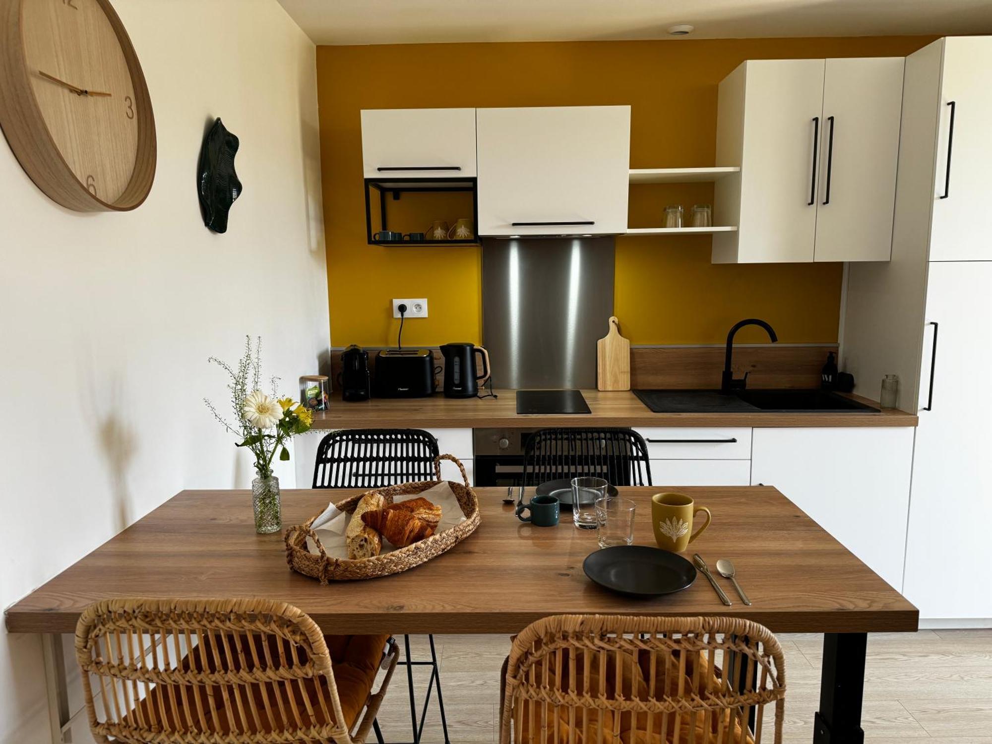 Cozy Niort Apartment ภายนอก รูปภาพ
