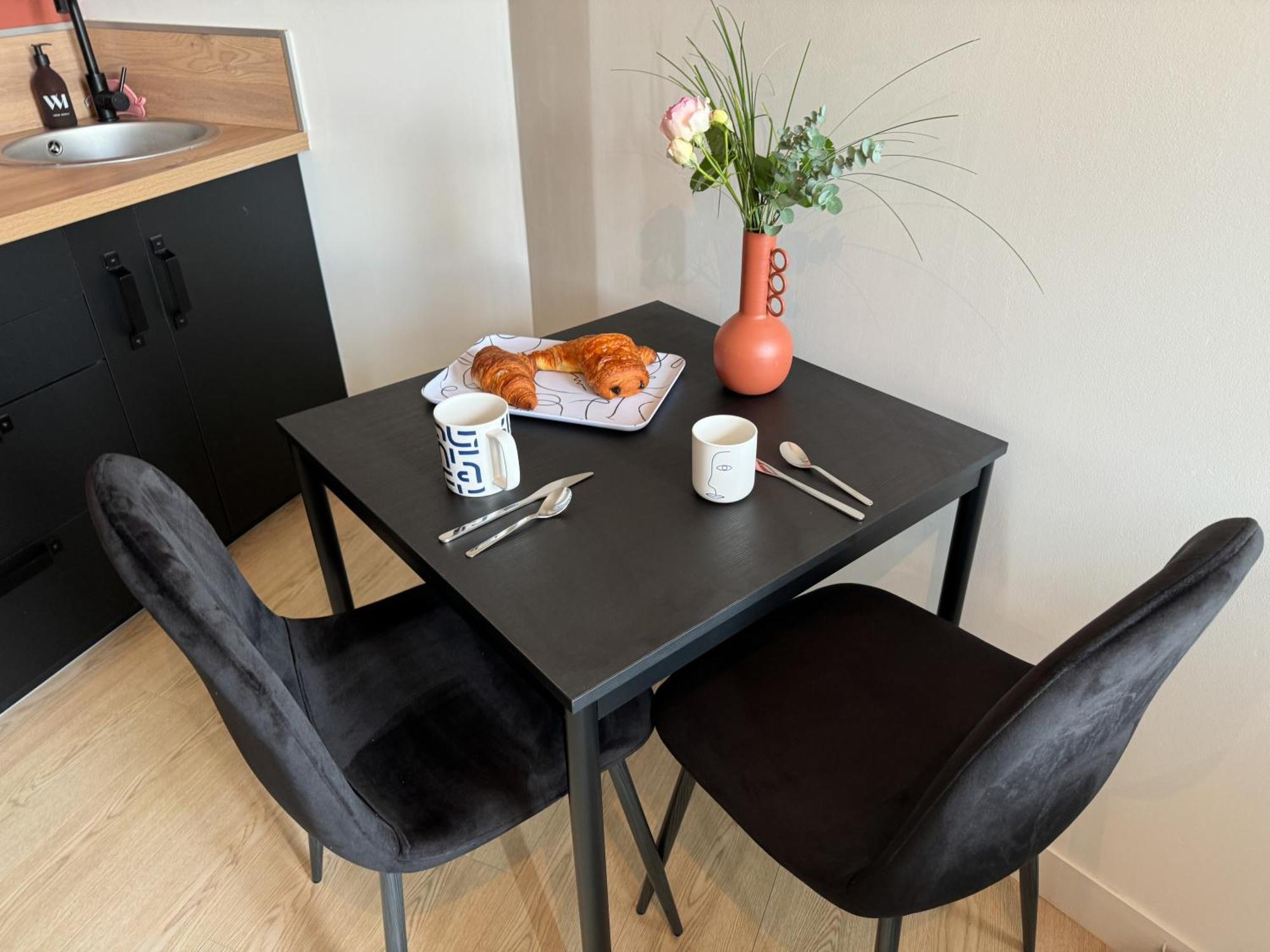 Cozy Niort Apartment ภายนอก รูปภาพ