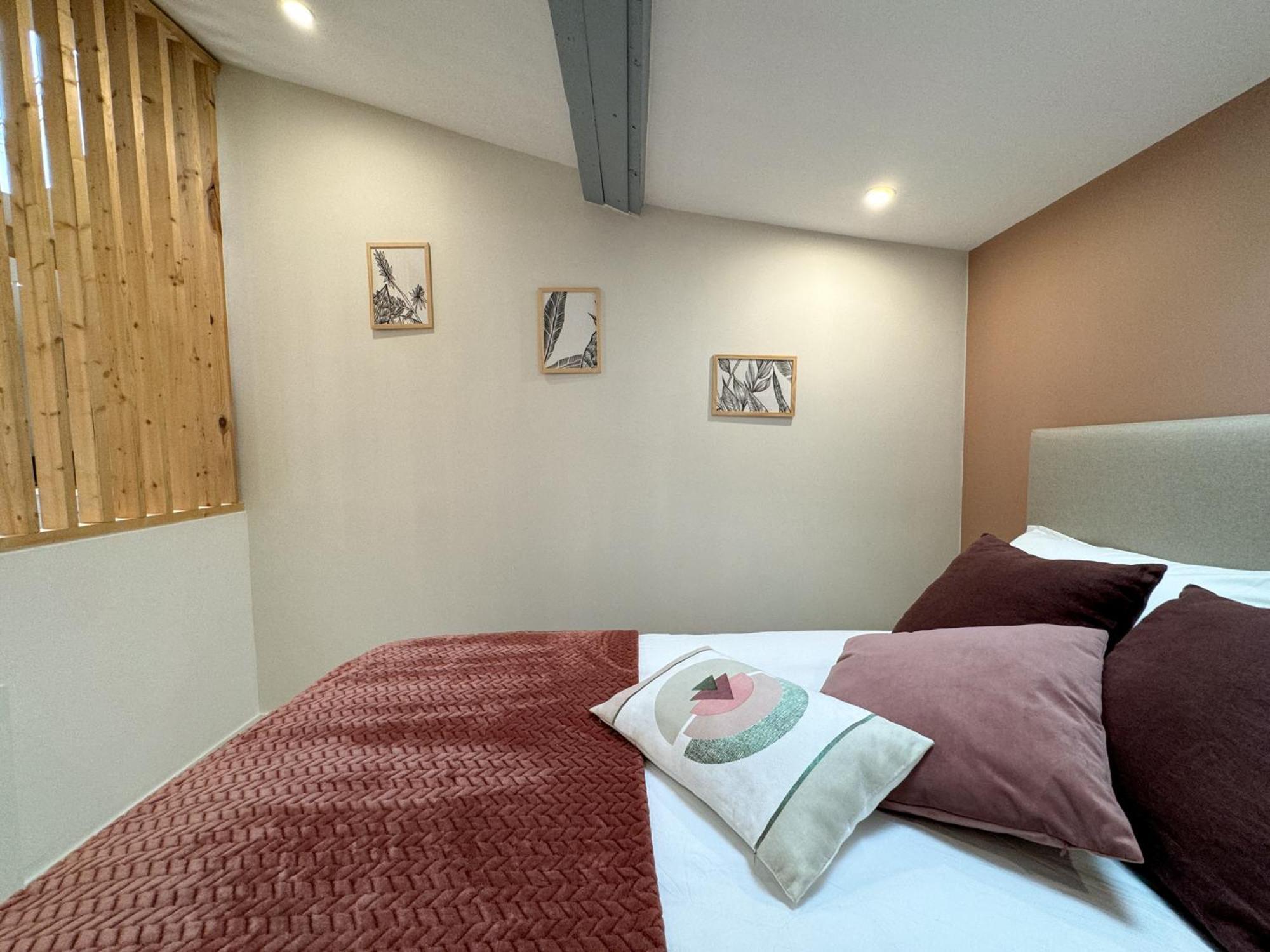 Cozy Niort Apartment ภายนอก รูปภาพ